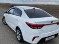 Kia Rio 2019 года за 8 100 000 тг. в Семей – фото 3