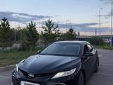 Toyota Camry 2021 года за 14 900 000 тг. в Усть-Каменогорск – фото 3