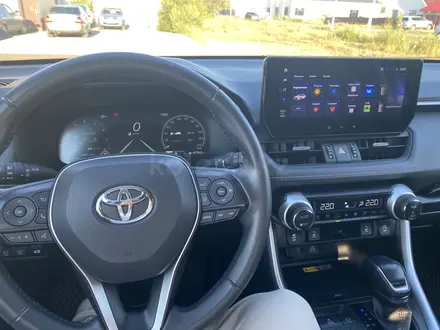 Toyota RAV4 2023 года за 15 000 000 тг. в Уральск – фото 3