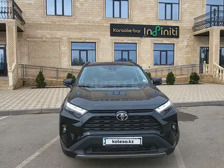 Toyota RAV4 2023 года за 15 000 000 тг. в Уральск – фото 4