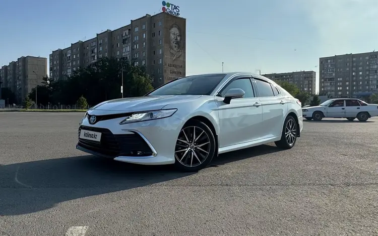 Toyota Camry 2021 годаүшін14 500 000 тг. в Семей
