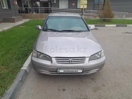 Toyota Camry 1998 года за 2 550 000 тг. в Алматы