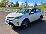 Toyota RAV4 2018 года за 12 900 000 тг. в Астана