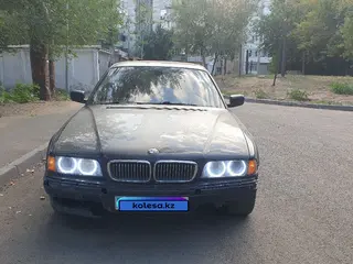 BMW 728