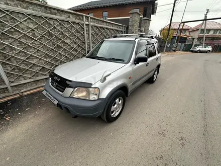 Honda CR-V 1997 года за 2 850 000 тг. в Алматы – фото 2