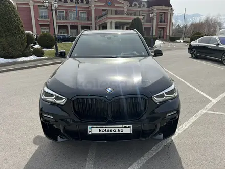 BMW X5 2022 года за 45 500 000 тг. в Алматы – фото 3