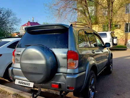 Toyota RAV4 2003 года за 4 850 000 тг. в Актобе – фото 6