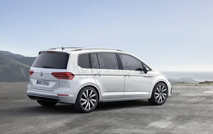 Volkswagen Touran 2015 года за 920 000 тг. в Астана