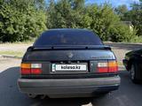 Volkswagen Passat 1991 годаүшін1 096 428 тг. в Караганда – фото 2