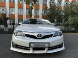 Toyota Camry 2014 года за 8 700 000 тг. в Астана – фото 2