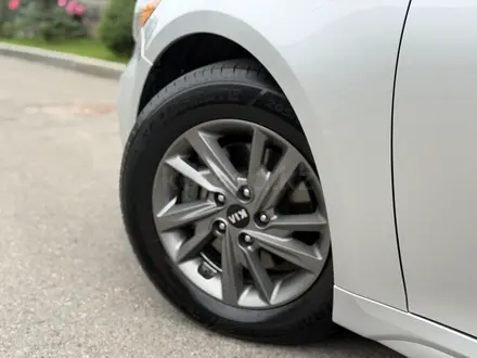 Kia Optima 2019 года за 8 300 000 тг. в Алматы – фото 17