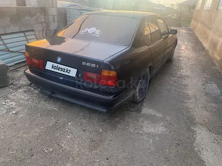 BMW 525 1994 года за 1 300 000 тг. в Алматы