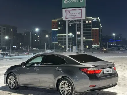 Lexus ES 300h 2014 года за 10 850 000 тг. в Астана