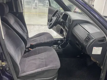 Volkswagen Golf 1995 года за 1 700 000 тг. в Караганда – фото 10