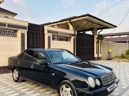 Mercedes-Benz E 230 1997 года за 2 700 000 тг. в Шымкент – фото 8