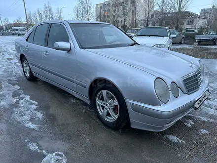 Mercedes-Benz E 200 2002 года за 4 270 000 тг. в Кокшетау – фото 3