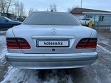 Mercedes-Benz E 200 2002 годаүшін3 970 000 тг. в Кокшетау – фото 5