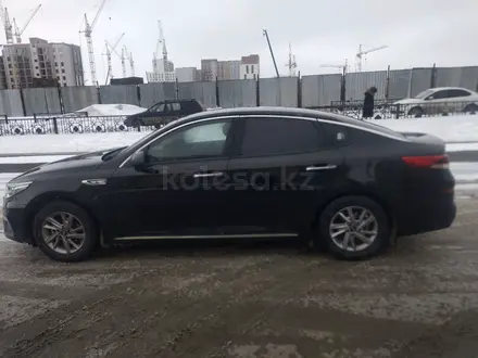 Kia K5 2018 года за 8 800 000 тг. в Астана – фото 4