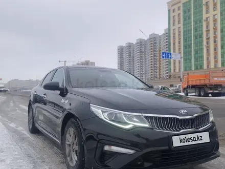 Kia K5 2018 года за 8 800 000 тг. в Астана – фото 9