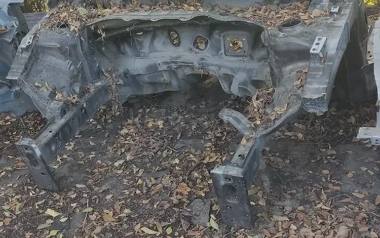 Ланжероны обе в сборе с чашками и передними стойками за 120 000 тг. в Алматы