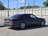 Mercedes-Benz E 430 1999 годаүшін4 500 000 тг. в Усть-Каменогорск – фото 2