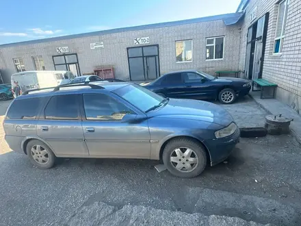 Opel Vectra 1998 года за 900 000 тг. в Актобе – фото 4