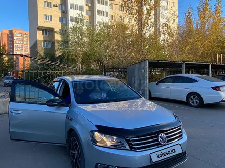 Volkswagen Passat 2014 года за 6 000 000 тг. в Астана