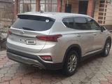 Hyundai Santa Fe 2018 года за 10 500 000 тг. в Шымкент – фото 3