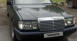 Mercedes-Benz E 200 1990 годаүшін1 400 000 тг. в Караганда – фото 2