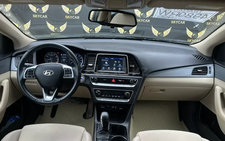 Hyundai Sonata 2019 года за 9 150 000 тг. в Актау