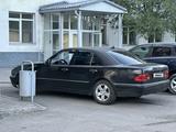 Mercedes-Benz E 320 1999 года за 2 800 000 тг. в Алматы – фото 3