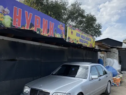 Mercedes-Benz S 320 1996 года за 3 600 000 тг. в Алматы – фото 2