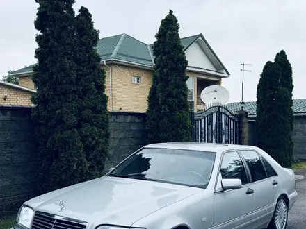 Mercedes-Benz S 320 1996 года за 3 600 000 тг. в Алматы – фото 5