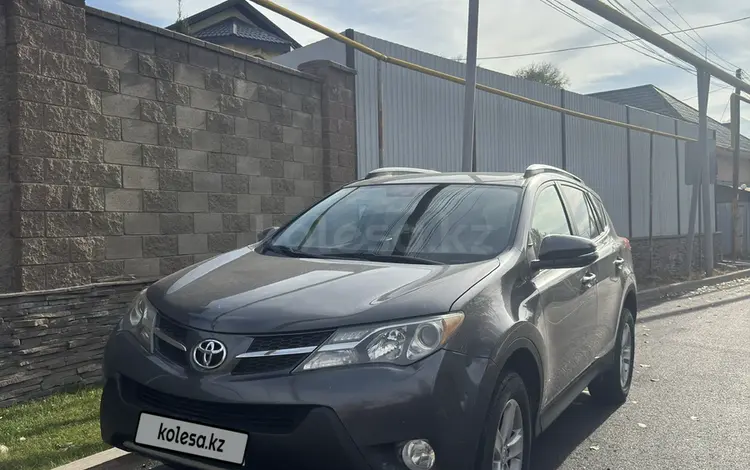 Toyota RAV4 2013 годаfor9 500 000 тг. в Алматы