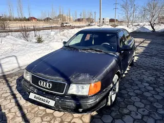 Audi 100