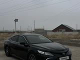 Toyota Camry 2021 года за 12 500 000 тг. в Актау