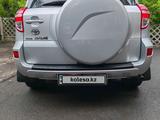 Toyota RAV4 2010 года за 7 800 000 тг. в Караганда – фото 2