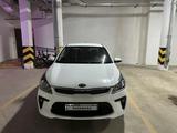 Kia Rio 2020 года за 7 200 000 тг. в Астана