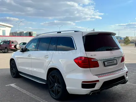 Mercedes-Benz GL 63 AMG 2014 года за 20 000 000 тг. в Караганда – фото 2