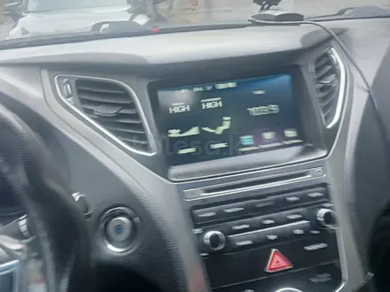 Hyundai Grandeur 2015 года за 8 600 000 тг. в Тараз – фото 2