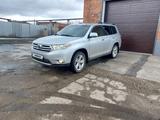 Toyota Highlander 2013 года за 18 200 000 тг. в Усть-Каменогорск – фото 3