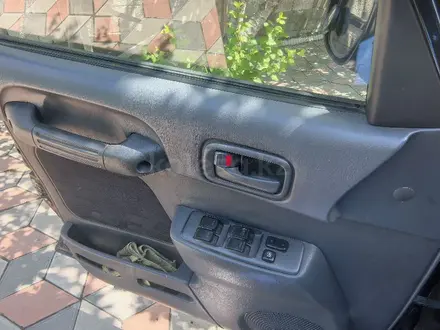 Toyota RAV4 1997 года за 2 700 000 тг. в Алматы – фото 10