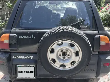 Toyota RAV4 1997 года за 2 700 000 тг. в Алматы – фото 5