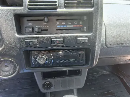 Toyota RAV4 1997 года за 2 700 000 тг. в Алматы – фото 9