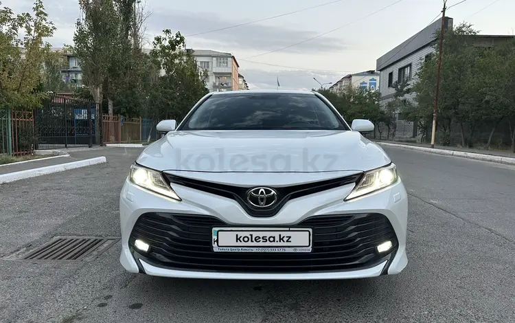 Toyota Camry 2020 года за 14 000 000 тг. в Тараз