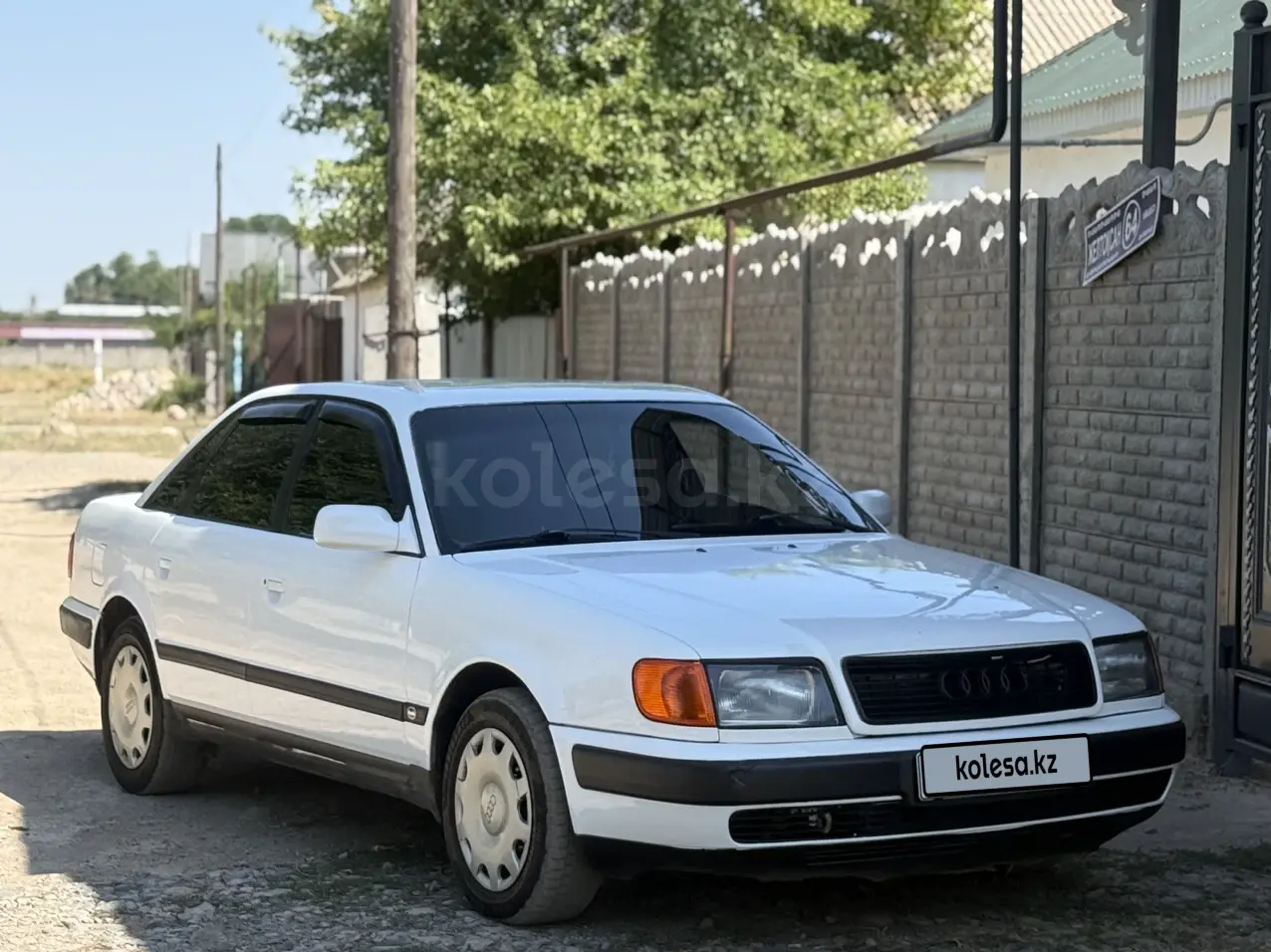 Audi 100, 1993