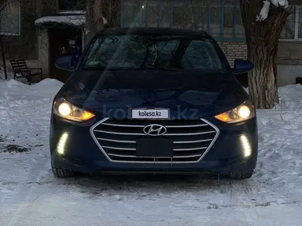 Hyundai Elantra 2018 года за 5 000 000 тг. в Уральск