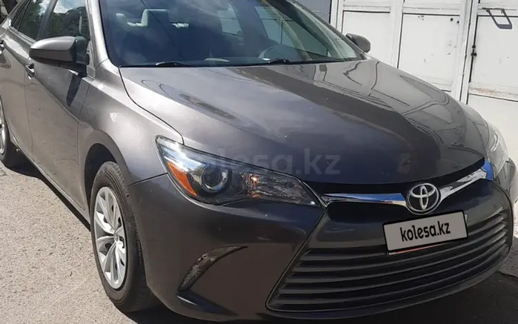 Toyota Camry 2016 годаfor6 500 000 тг. в Атырау