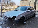 Mercedes-Benz E 320 2004 года за 2 200 000 тг. в Тараз