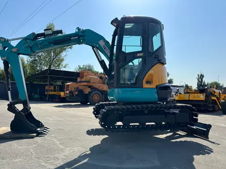 Kubota  RX-406, 4т, робот, функция крана, кабина 2020 года за 13 850 000 тг. в Алматы